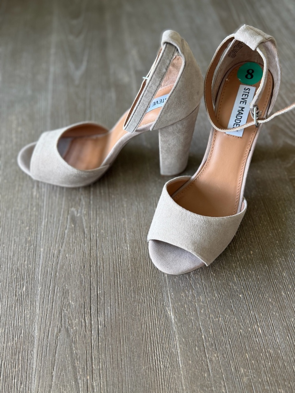 Steve Madden CRIISTL Grey/Beige Suede Block Heel Sandals - Size 8 NWOT